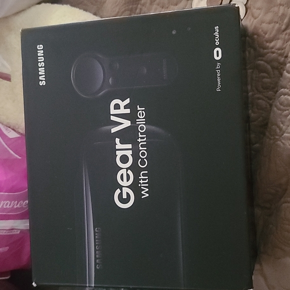 Samsung Gear VR with Controller